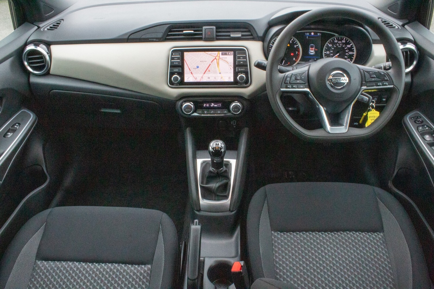 Used Nissan Micra 2022 for sale - 76366579: Photo 2