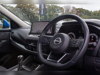 Used Nissan Qashqai 2022 for sale - 76276590: Photo 2