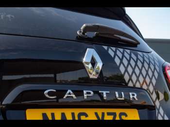 Used Renault Captur 2016 for sale - 74941515: Photo
