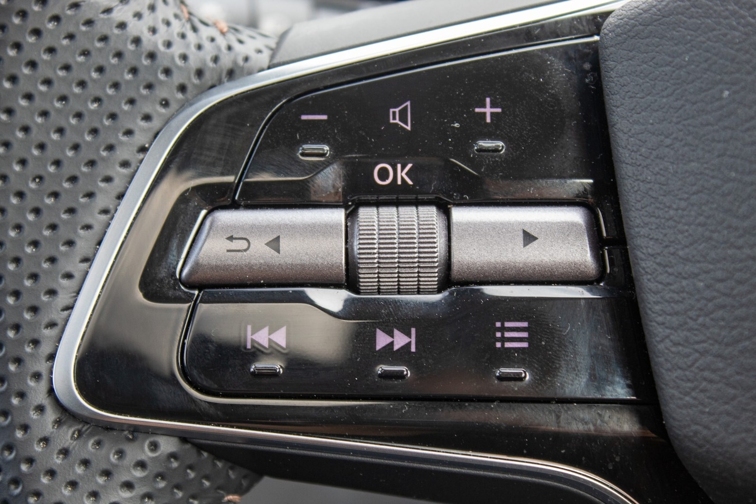 Used Nissan ARIYA 2025 for sale - 76276469: Photo 17