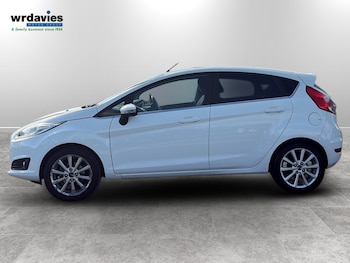 Used Ford Fiesta 2015 for sale - 78206798: Photo