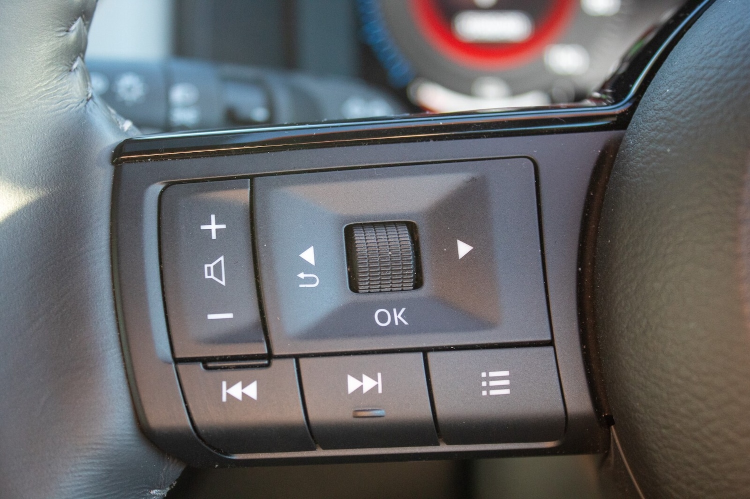 Used Nissan Qashqai 2024 for sale - 77019892: Photo 10