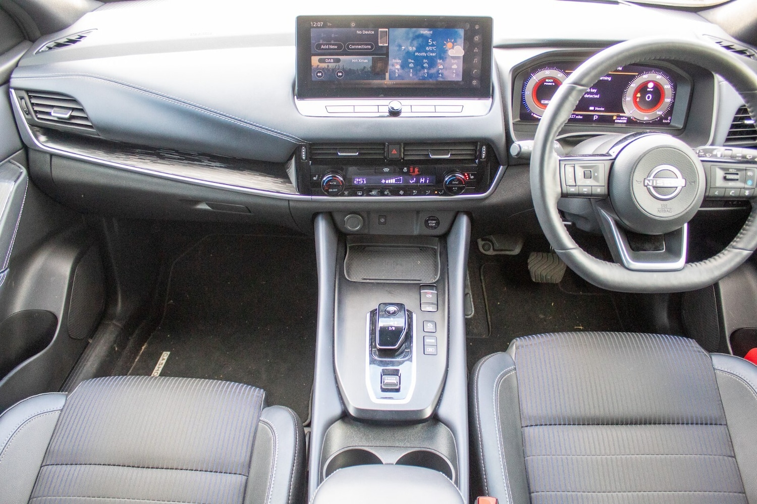 Used Nissan Qashqai 2024 for sale - 77339317: Photo 2