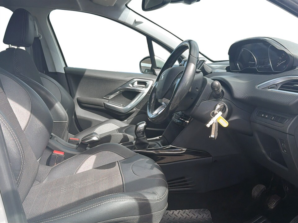 Used Peugeot 2008 2017 for sale - 78220826: Photo 20