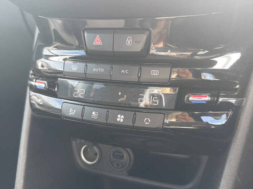 Used Peugeot 2008 2017 for sale - 78220826: Photo 24