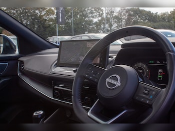 Used Nissan Qashqai 2024 for sale - 76276482: Photo 2