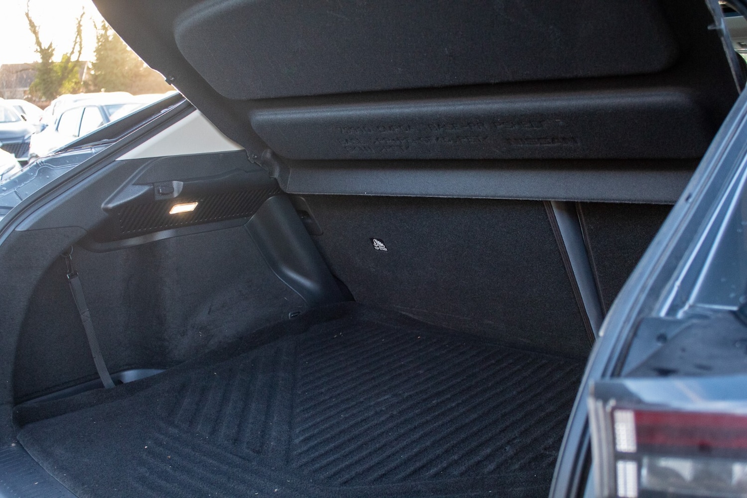 Used Nissan ARIYA 2024 for sale - 76966737: Photo 34