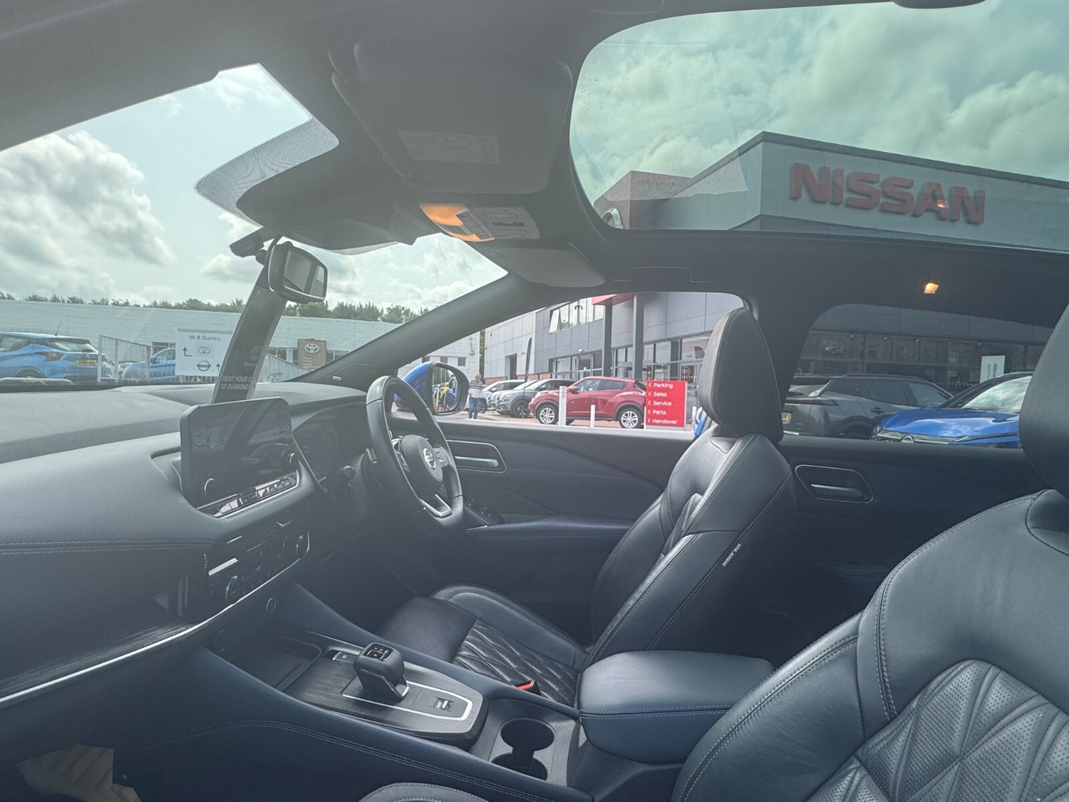 Used Nissan Qashqai 2022 for sale - 76276870: Photo 2