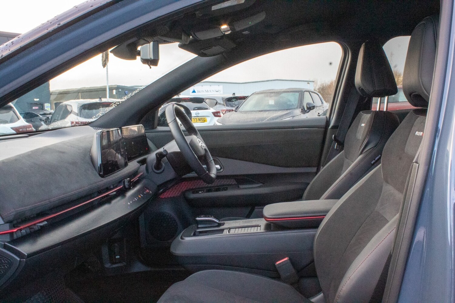 Used Nissan ARIYA 2025 for sale - 76960143: Photo 32