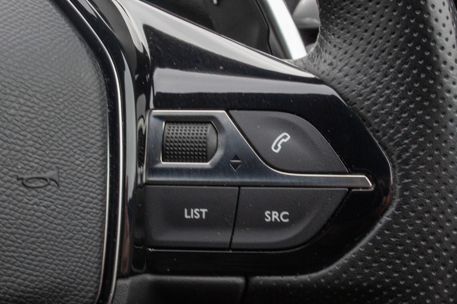 Used Peugeot 3008 2022 for sale - 76276503: Photo 8