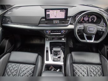 Used Audi Q5 2021 for sale - 77399300: Photo