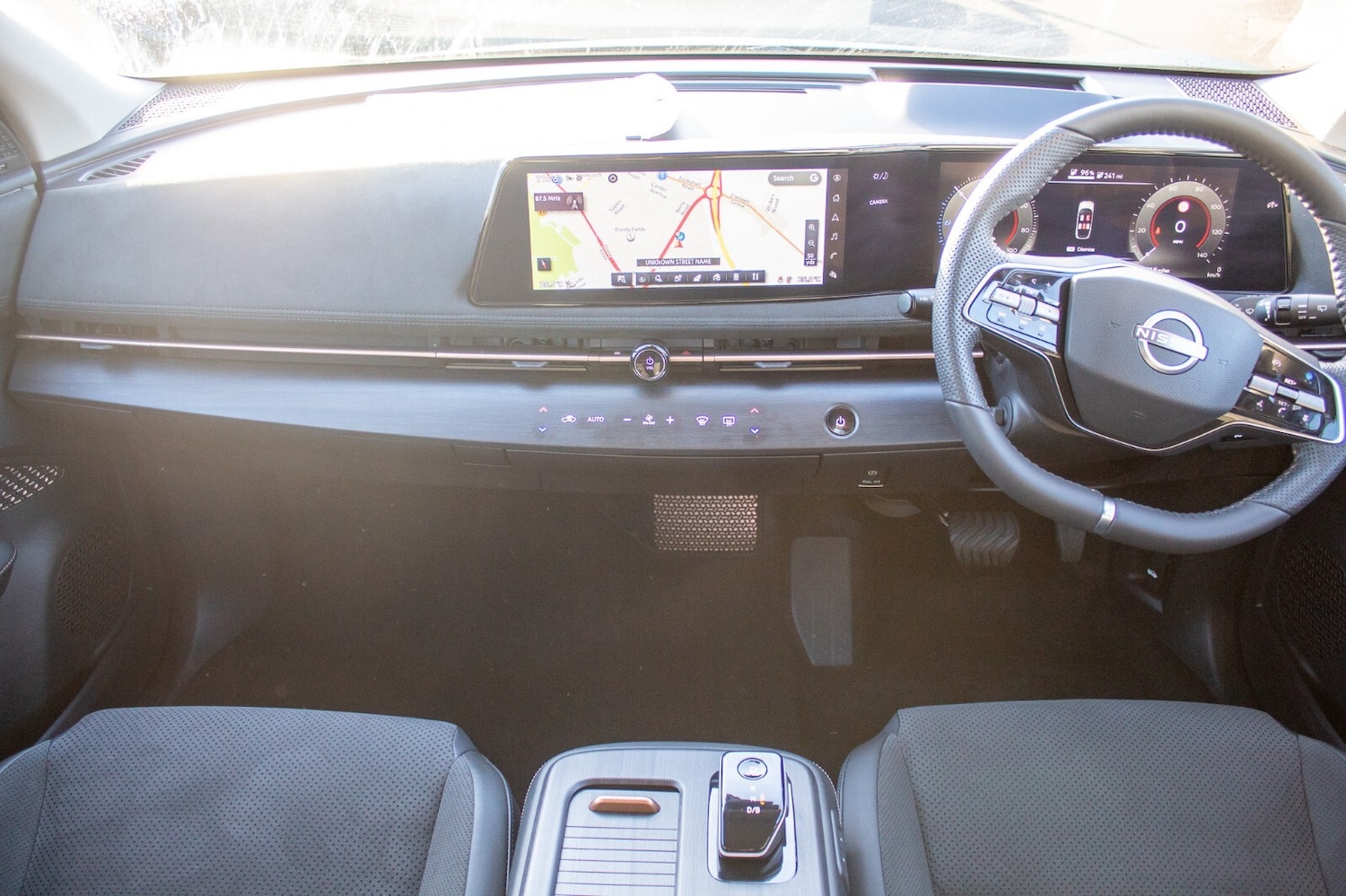 Used Nissan ARIYA 2025 for sale - 76966539: Photo 2