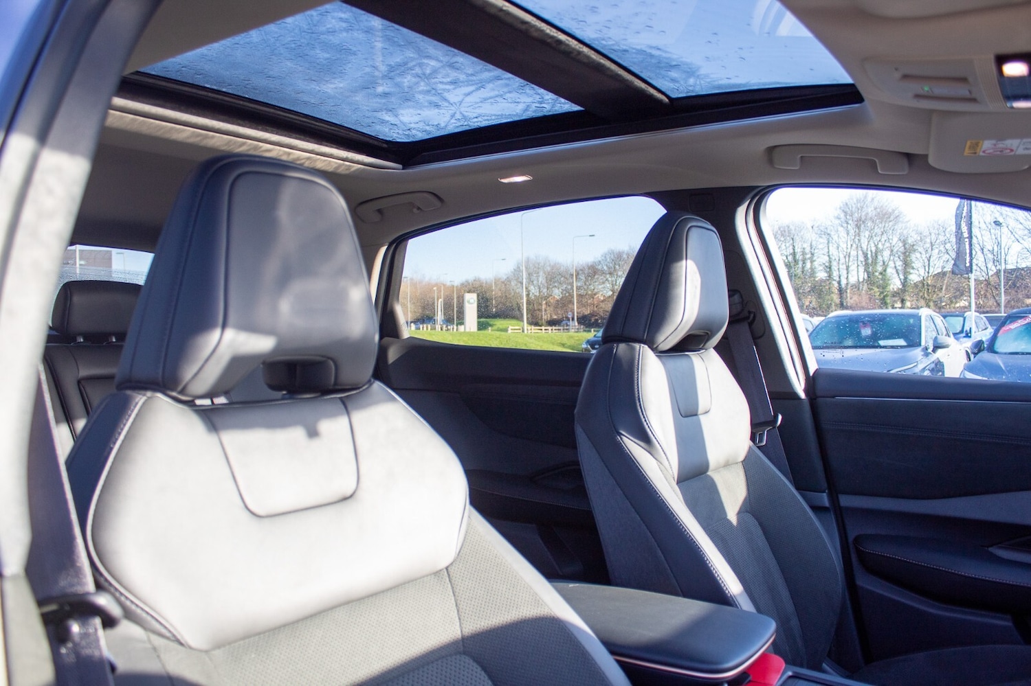 Used Nissan ARIYA 2025 for sale - 76966539: Photo 6