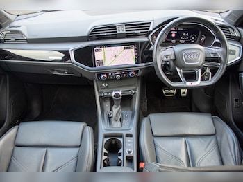 Used Audi Q3 2023 for sale - 77164200: Photo