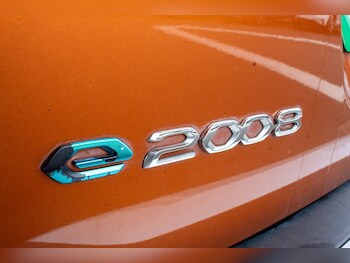 Used Peugeot 2008 2020 for sale - 76276258: Photo