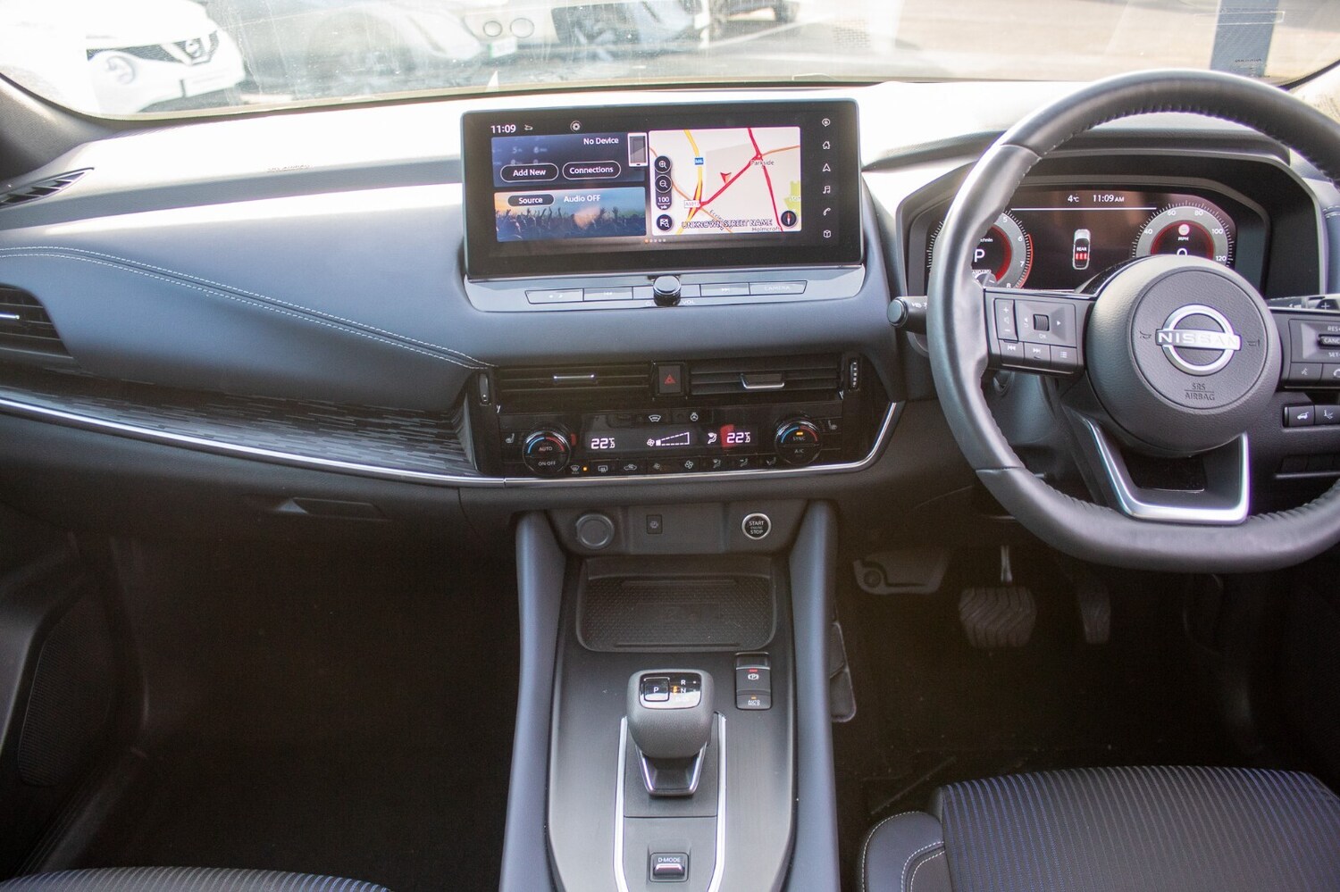 Used Nissan Qashqai 2023 for sale - 76580152: Photo 2