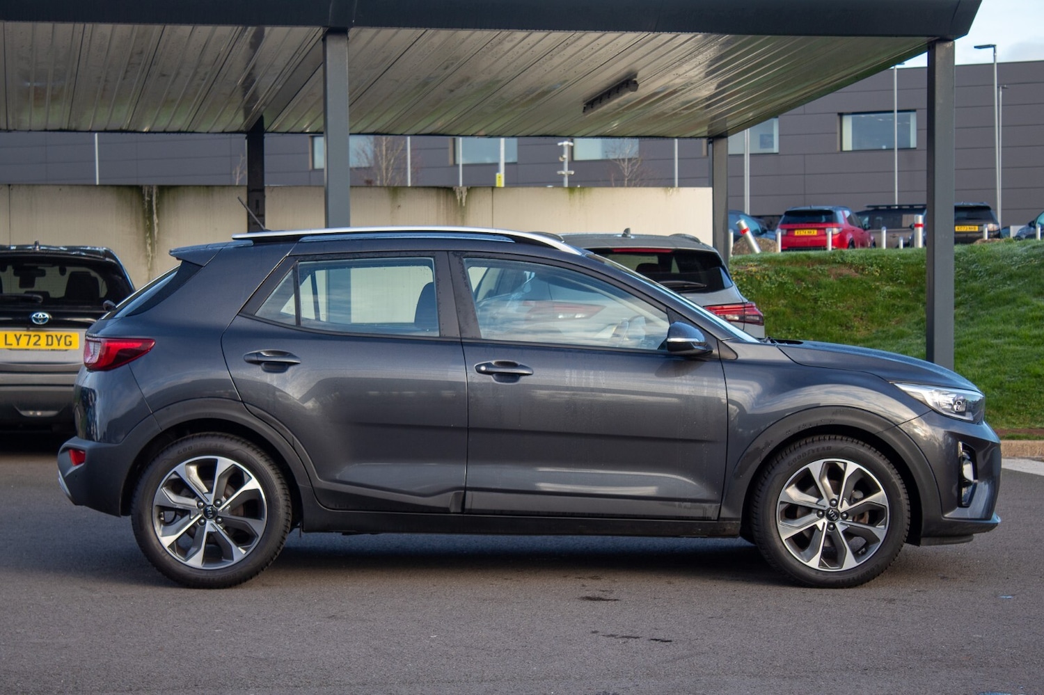 Used Kia Stonic 2018 for sale - 77071037: Photo 18