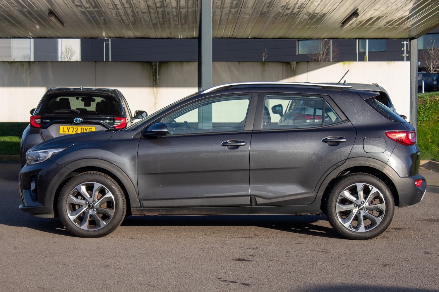 Used Kia Stonic 2018 for sale - 77071037: Photo 19