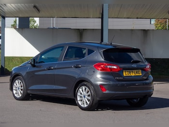 Used Ford Fiesta 2017 for sale - 76276777: Photo