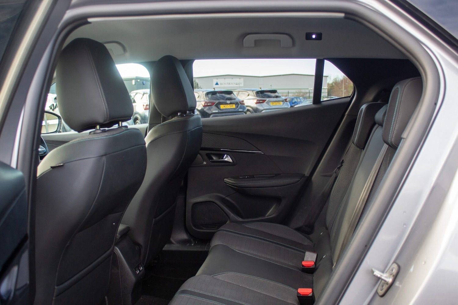 Used Peugeot 2008 2021 for sale - 76602781: Photo 7