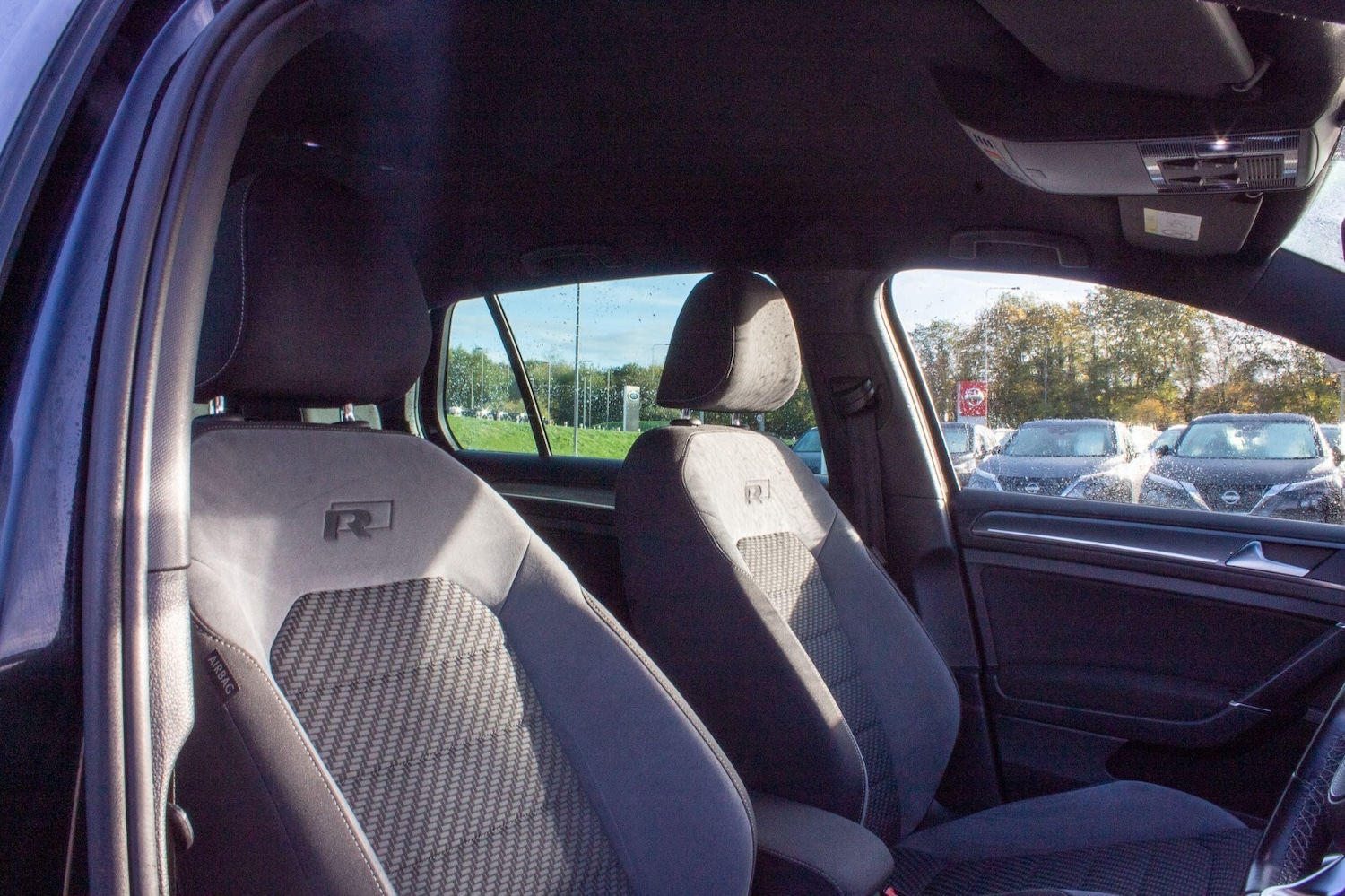 Used Volkswagen Golf 2019 for sale - 76332299: Photo 8