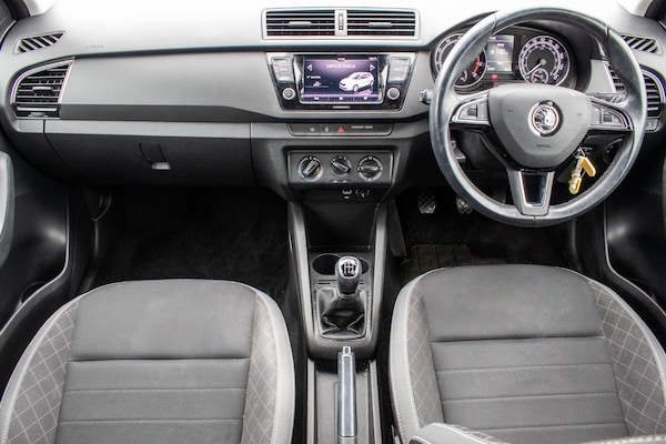 Used Skoda Fabia 2020 for sale - 76276106: Photo 2