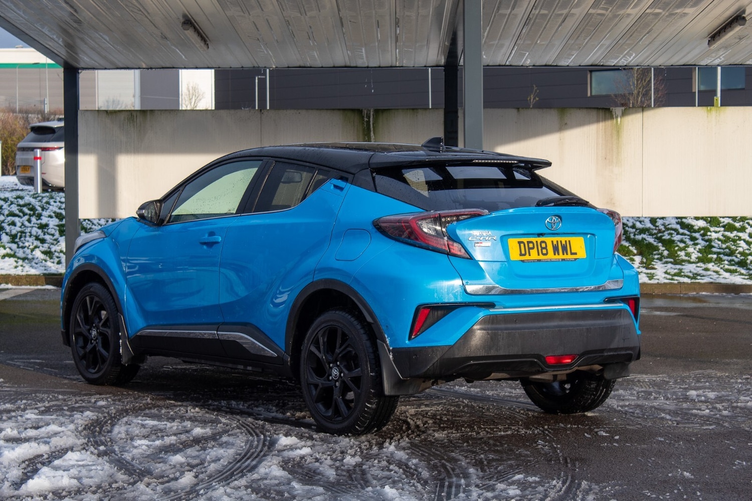 Used Toyota C-HR 2018 for sale - 77102617: Photo 3