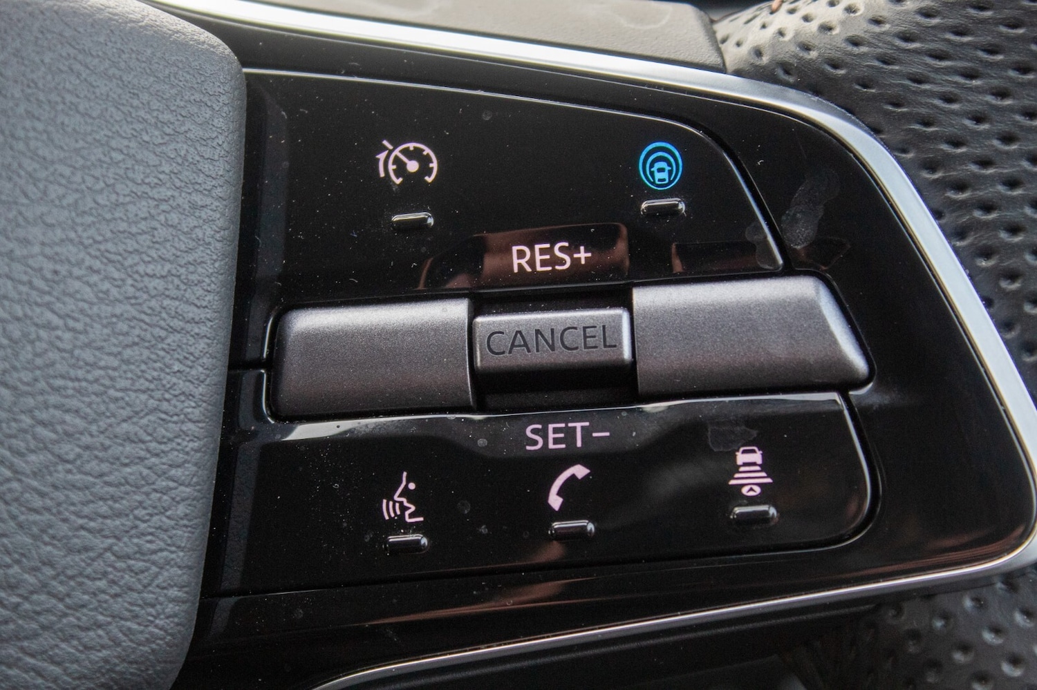 Used Nissan ARIYA 2025 for sale - 76586821: Photo 9