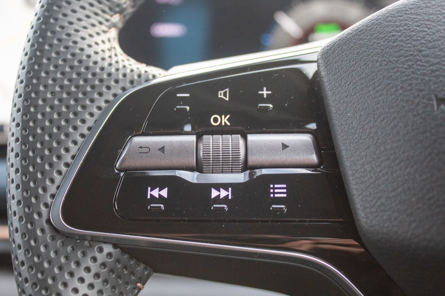 Used Nissan ARIYA 2025 for sale - 77057831: Photo 8