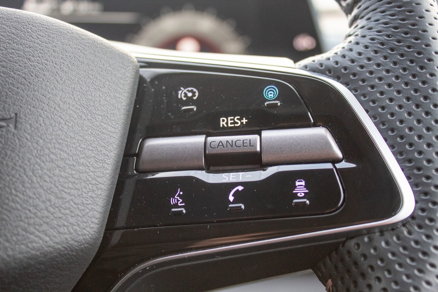 Used Nissan ARIYA 2025 for sale - 77057831: Photo 9