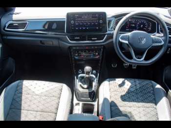 Used Volkswagen T-Roc 2024 for sale - 75027329: Photo