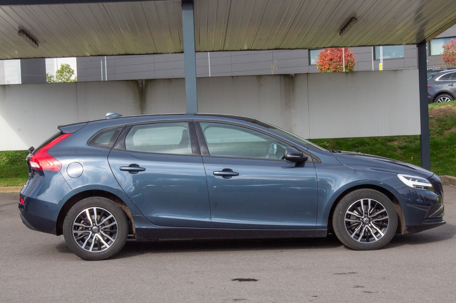 Used Volvo V40 2017 for sale - 76276316: Photo 19