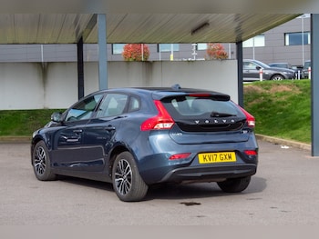 Used Volvo V40 2017 for sale - 76276316: Photo