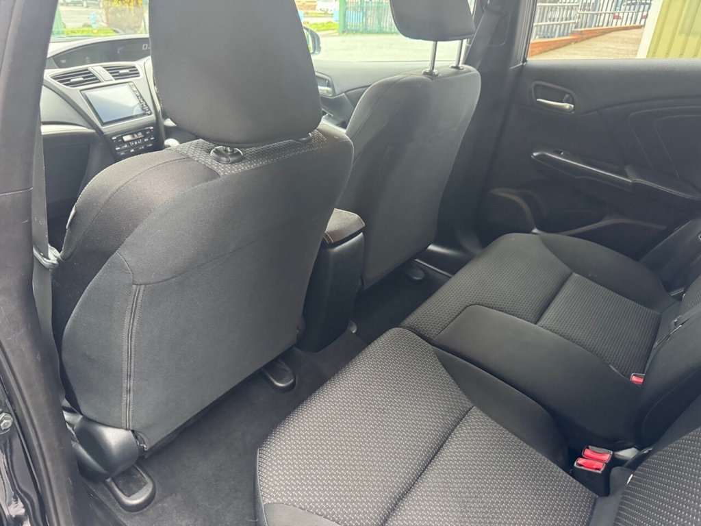 Used Honda Civic 2016 for sale - 77631645: Photo 32