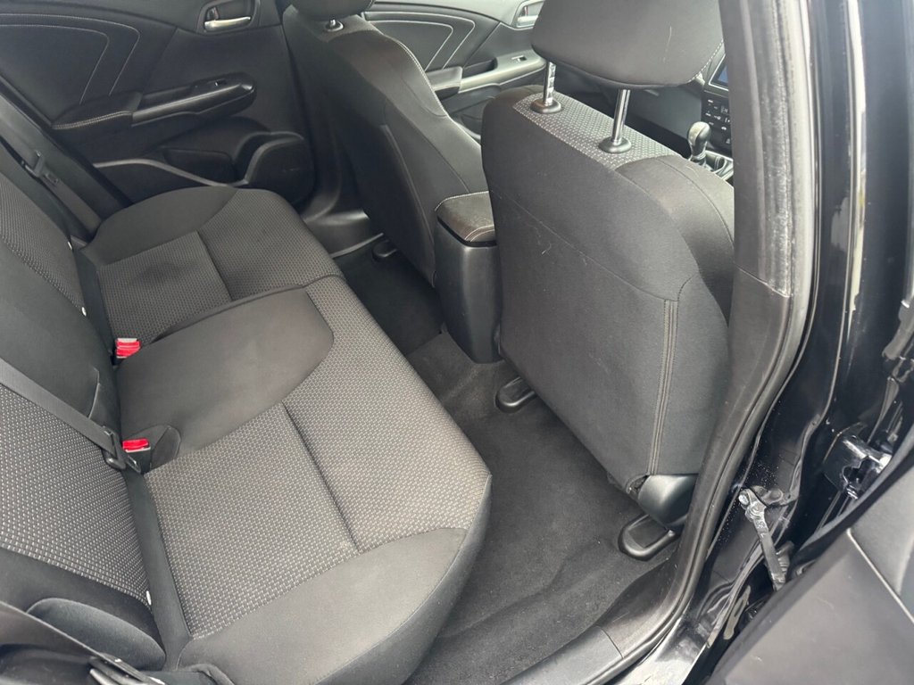 Used Honda Civic 2016 for sale - 77631645: Photo 6