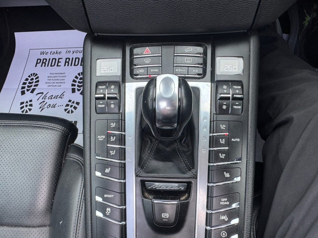 Used Porsche Macan 2015 for sale - 77384401: Photo 44