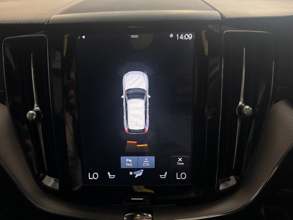 Used Volvo XC60 2018 for sale - 76998879: Photo 34