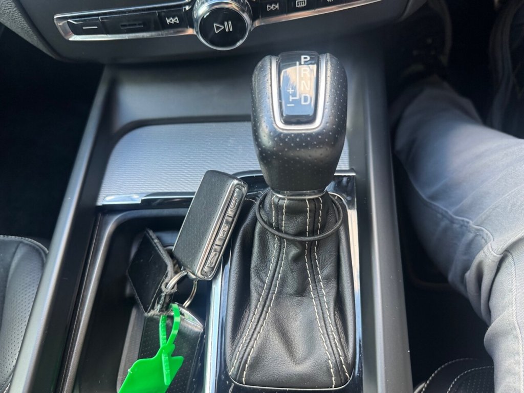 Used Volvo XC60 2018 for sale - 76998879: Photo 38