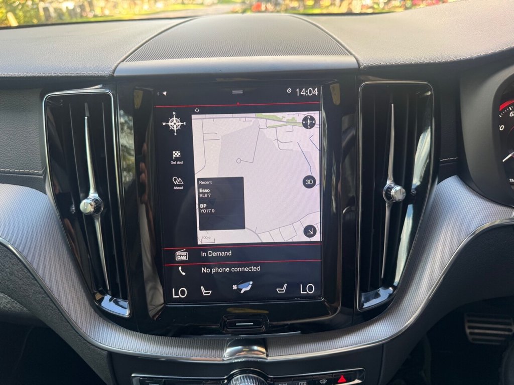 Used Volvo XC60 2018 for sale - 76998879: Photo 9