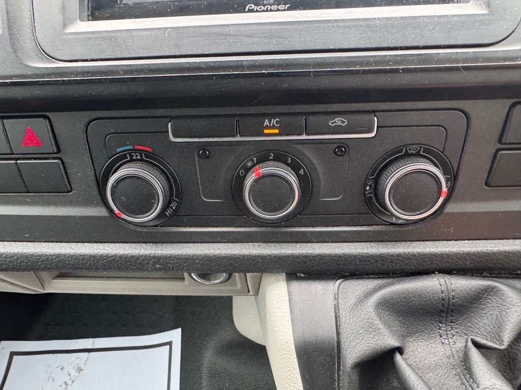 Used Volkswagen Transporter 2017 for sale - 77101026: Photo 13