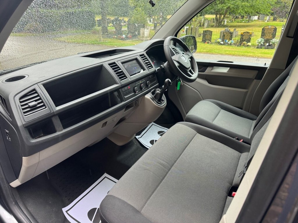 Used Volkswagen Transporter 2017 for sale - 77101026: Photo 8