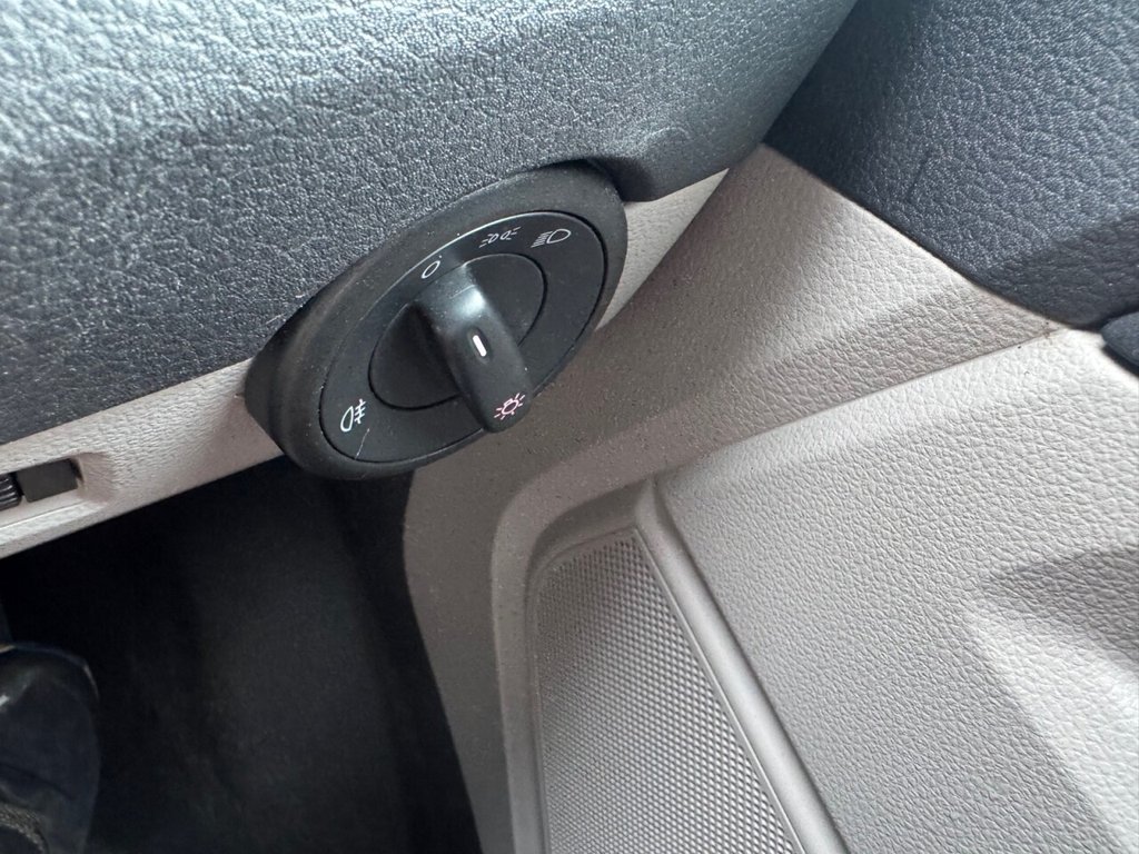 Used Volkswagen Transporter 2017 for sale - 77101026: Photo 9