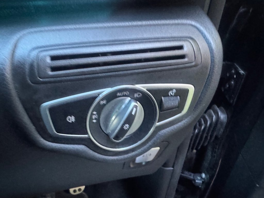 Used Mercedes-Benz V-Class 2022 for sale - 76998887: Photo 49