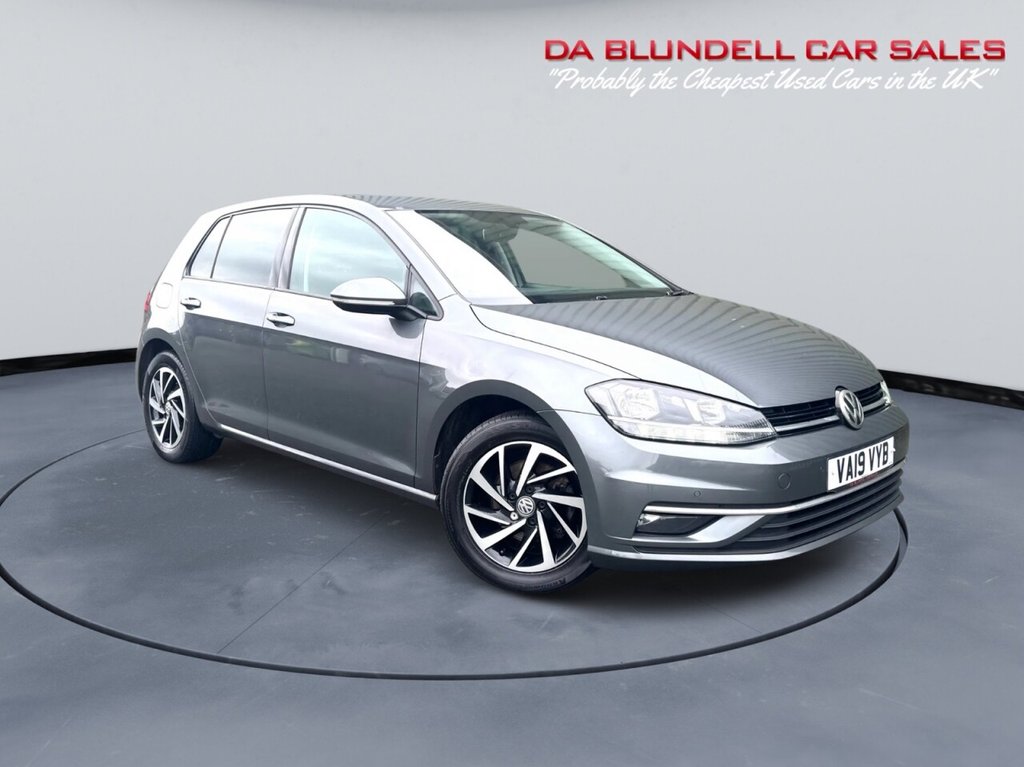 Used Volkswagen Golf 2019 for sale - 76998885: Photo 1