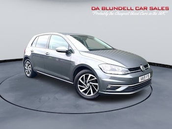Used Volkswagen Golf 2019 for sale - 76998885: Photo