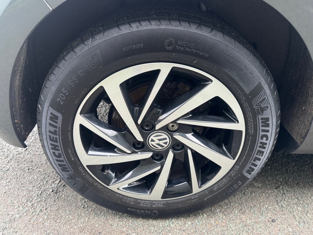 Used Volkswagen Golf 2019 for sale - 76998885: Photo 35