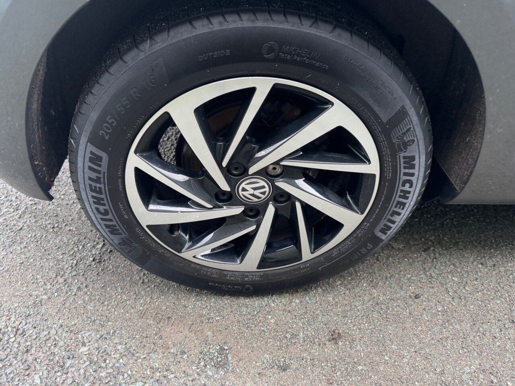 Used Volkswagen Golf 2019 for sale - 76998885: Photo 36