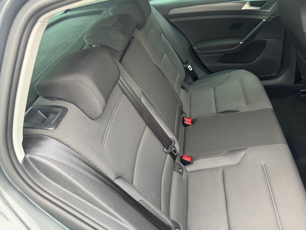 Used Volkswagen Golf 2019 for sale - 76998885: Photo 5
