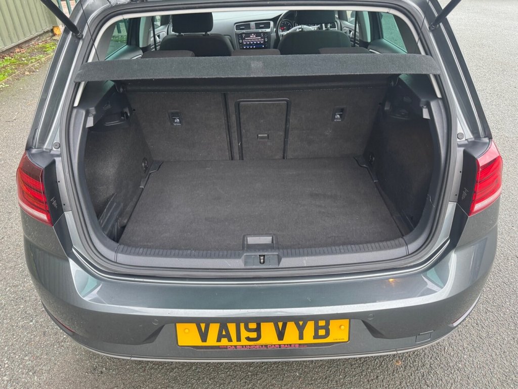Used Volkswagen Golf 2019 for sale - 76998885: Photo 8