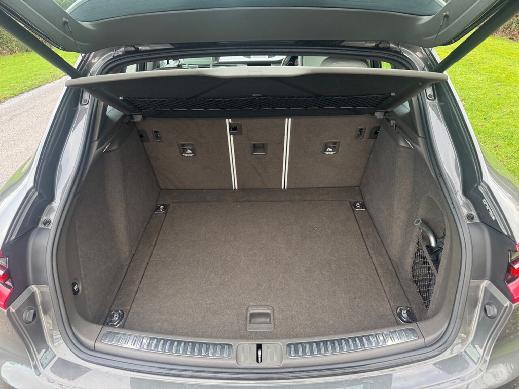 Used Porsche Macan 2015 for sale - 76998898: Photo 11